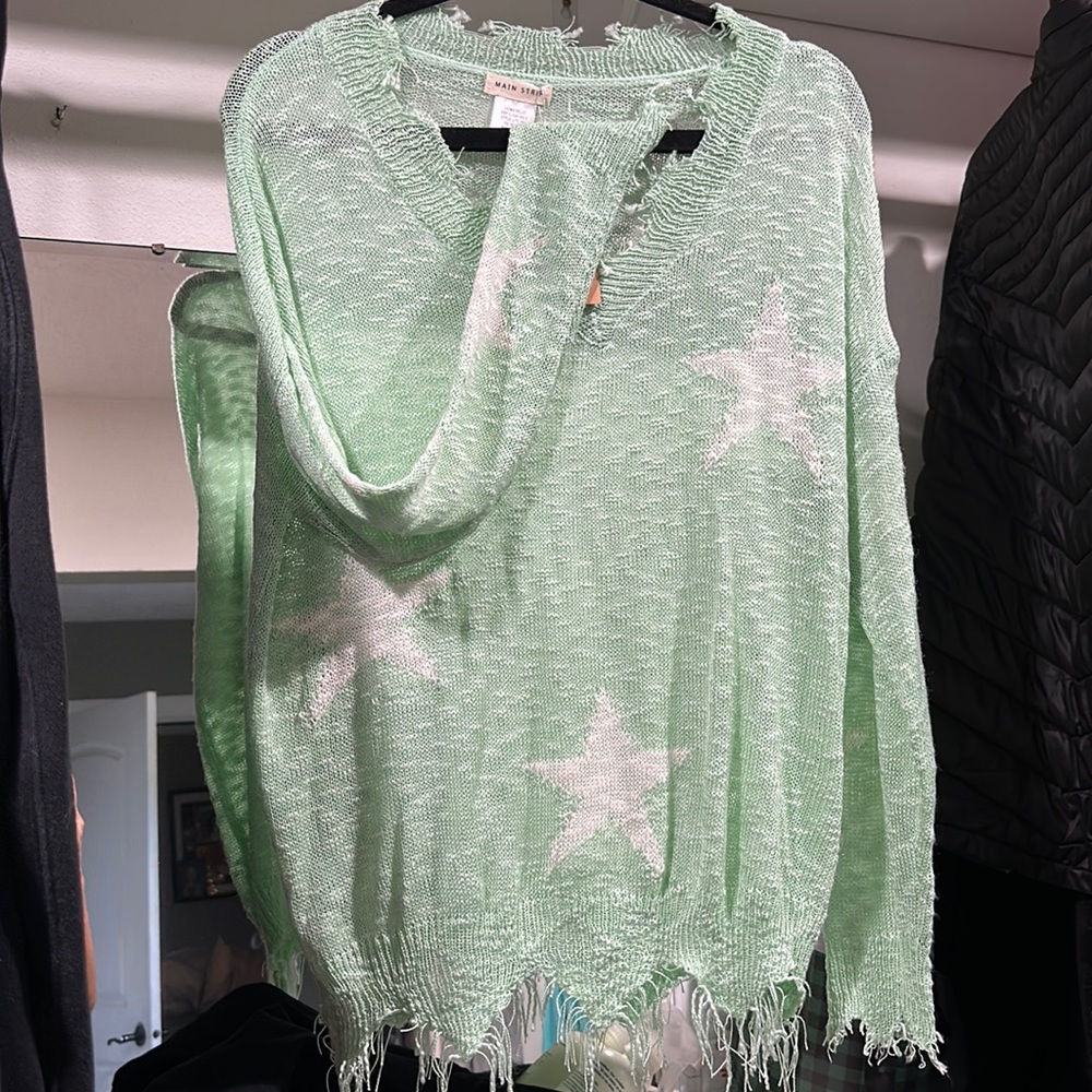 New with tags sweater